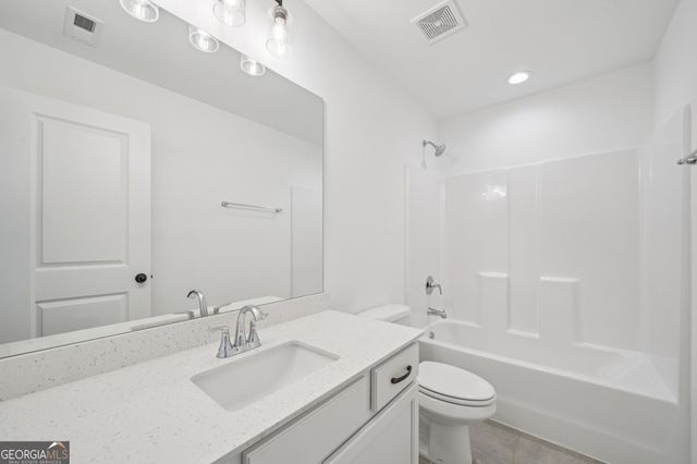 15 Corsican Court, Newnan, GA 30265