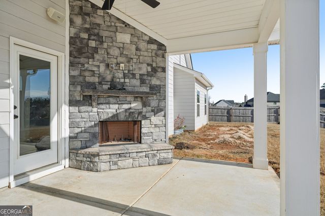 15 Corsican Court, Newnan, GA 30265