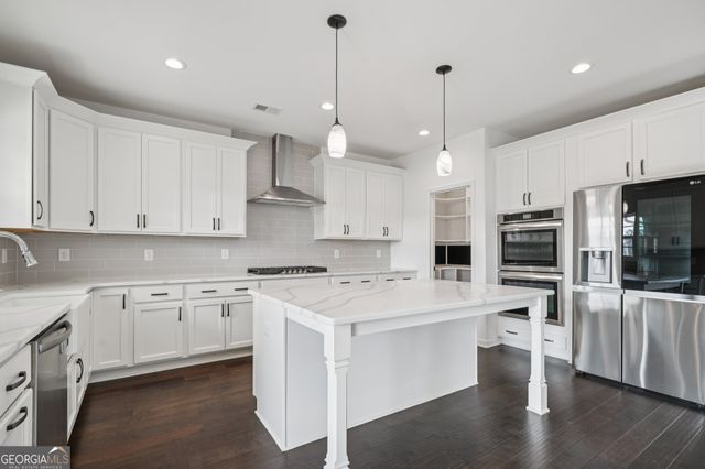 15 Corsican Court, Newnan, GA 30265