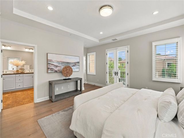 75 Thornapple, Irvine, CA 92620