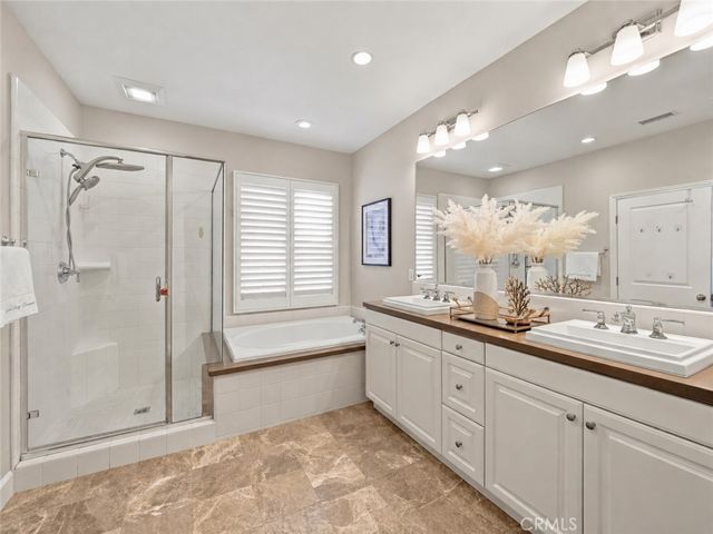75 Thornapple, Irvine, CA 92620