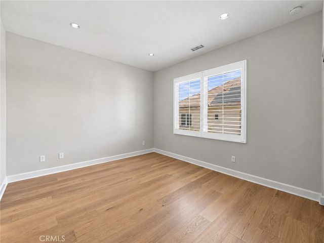 75 Thornapple, Irvine, CA 92620