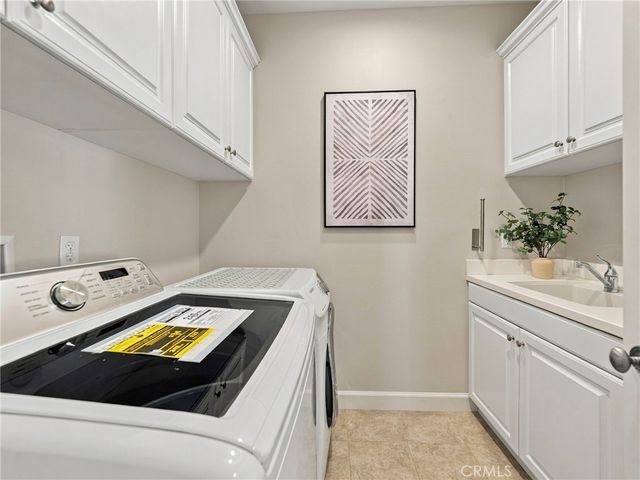 75 Thornapple, Irvine, CA 92620