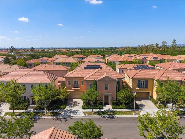 75 Thornapple, Irvine, CA 92620