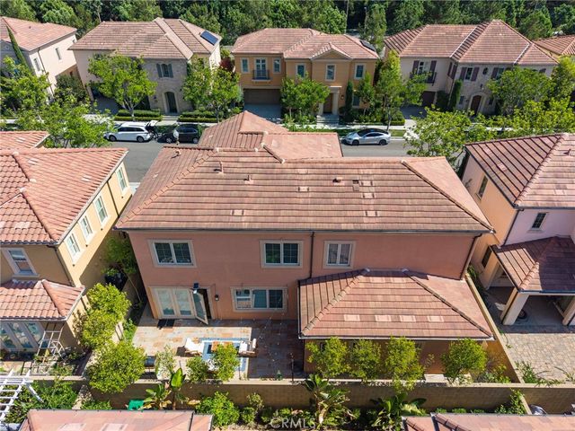 75 Thornapple, Irvine, CA 92620