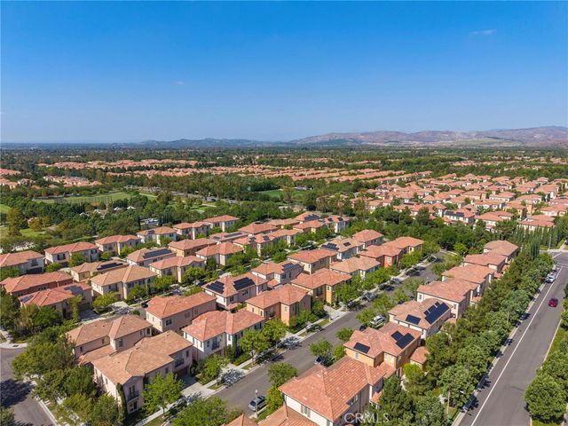 75 Thornapple, Irvine, CA 92620