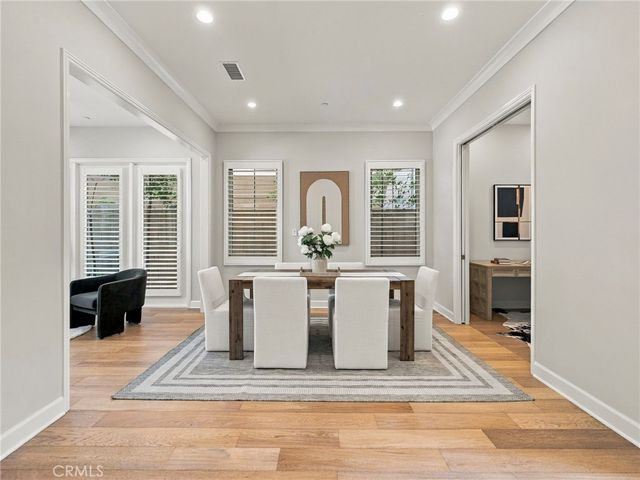 75 Thornapple, Irvine, CA 92620