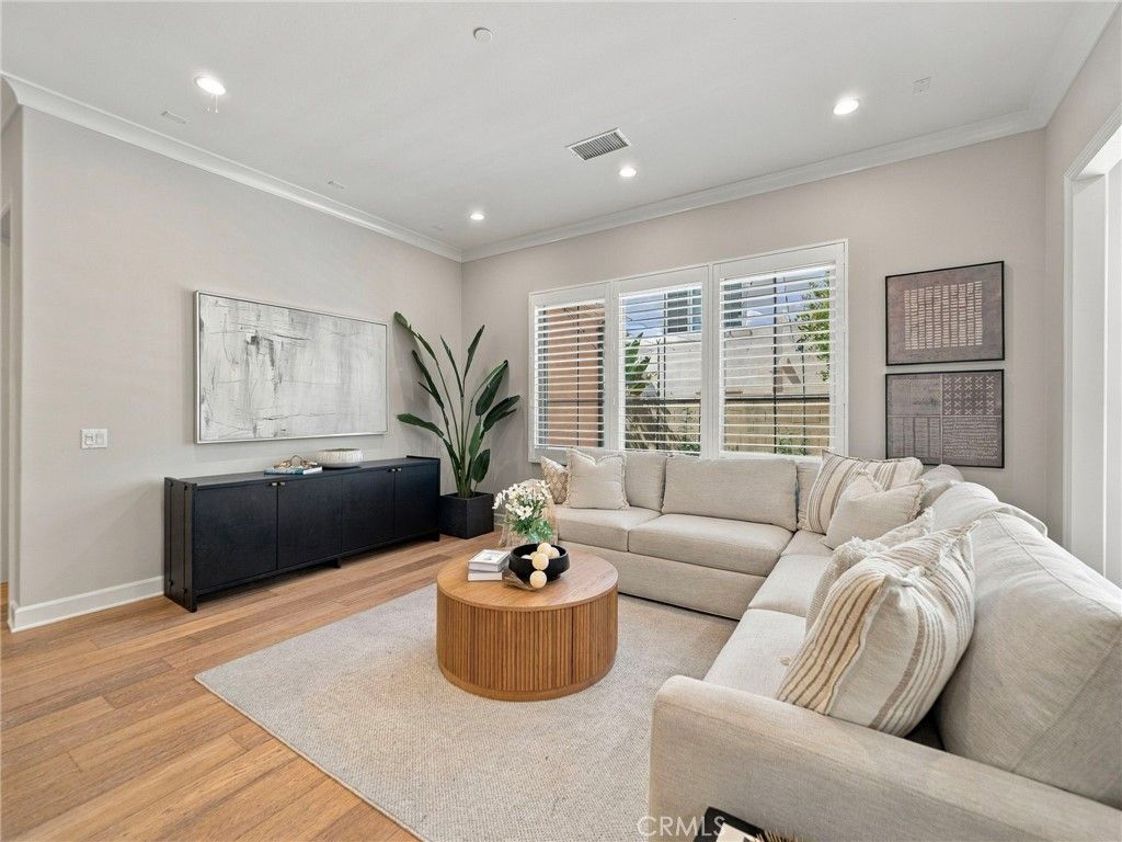 75 Thornapple, Irvine, CA 92620 — photo 5