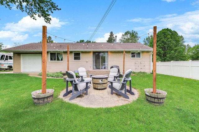 1815 Walnut Street, Hastings, MN 55033