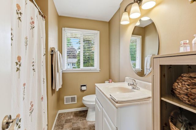 1815 Walnut Street, Hastings, MN 55033