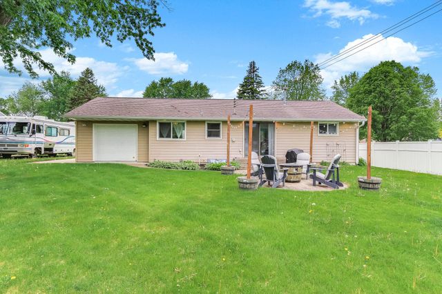 1815 Walnut Street, Hastings, MN 55033
