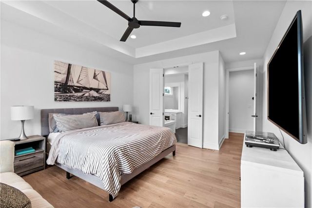 4911 Haskins Street, Shawnee, KS 66216