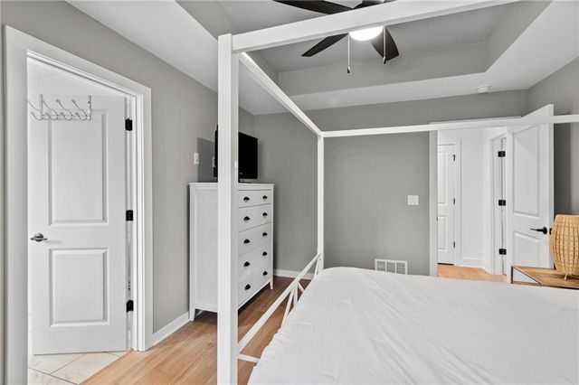 4911 Haskins Street, Shawnee, KS 66216