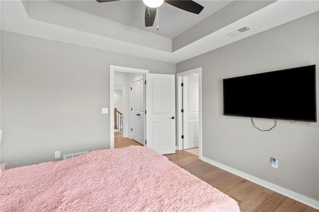 4911 Haskins Street, Shawnee, KS 66216