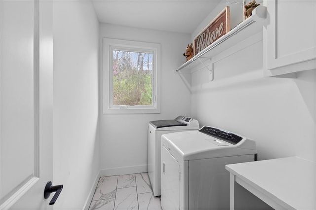 4911 Haskins Street, Shawnee, KS 66216