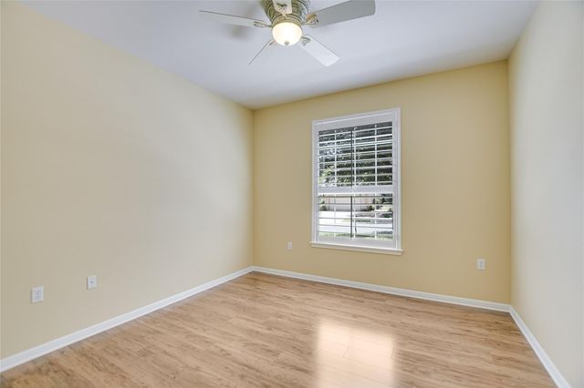 104 Grapevine LN, Georgetown, TX 78633