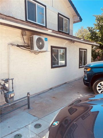 20110 Vintage, Chatsworth, CA 91311