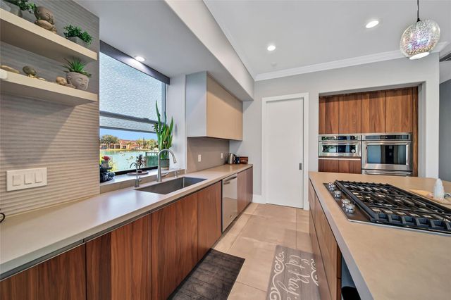 2111 Water Canyon Court, Houston, TX 77077