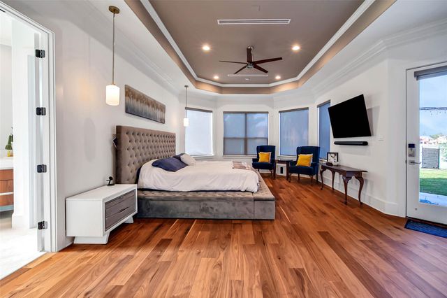 2111 Water Canyon Court, Houston, TX 77077