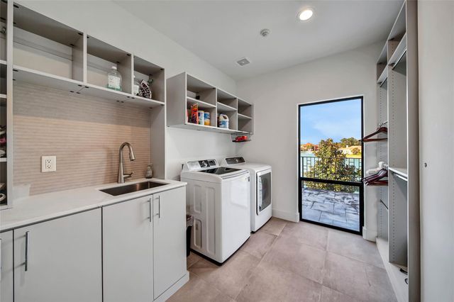 2111 Water Canyon Court, Houston, TX 77077