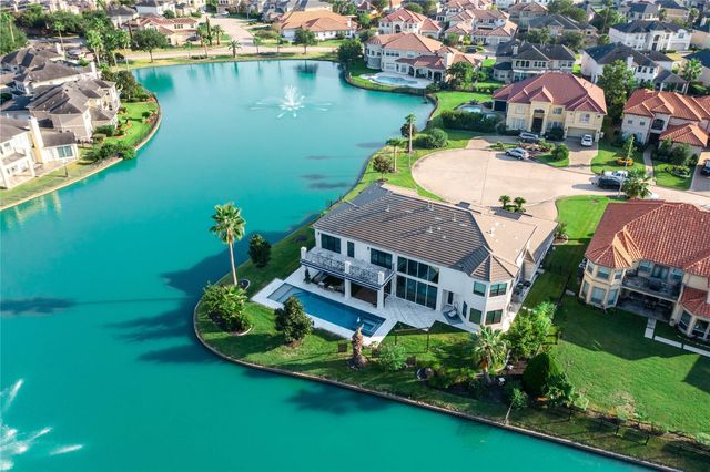 2111 Water Canyon Court, Houston, TX 77077