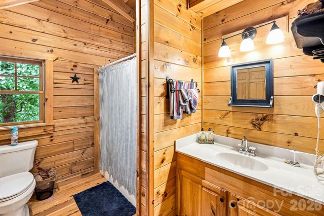 450 Starling Road, Lake Lure, NC 28746