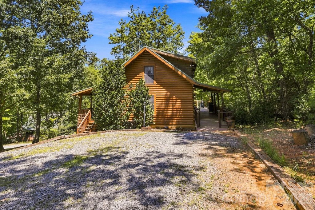 450 Starling Road, Lake Lure, NC 28746