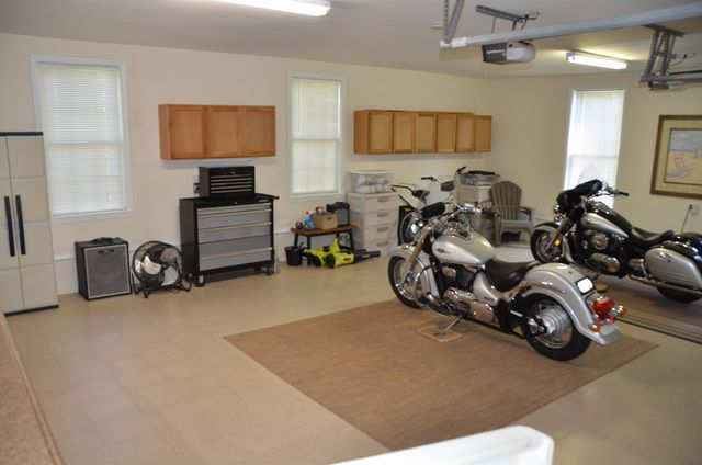 85 Greenbriar Ave., Pawleys Island, SC 29585