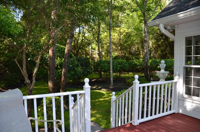 85 Greenbriar Ave., Pawleys Island, SC 29585