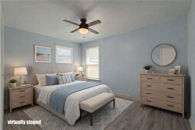 126 N Janin Cir, Portland, TX 78374