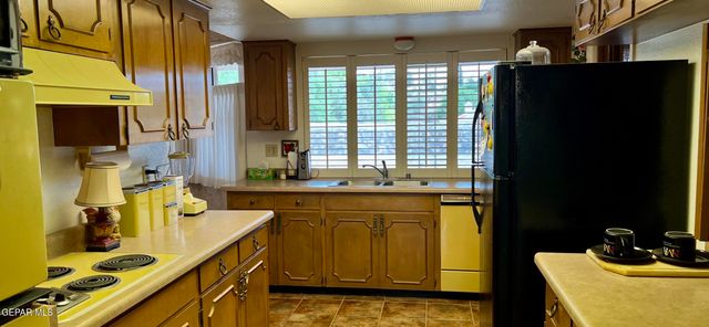 6500 TARASCAS Drive, El Paso, TX 79912