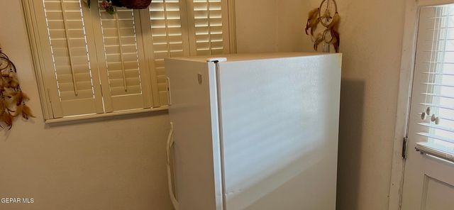 6500 TARASCAS Drive, El Paso, TX 79912