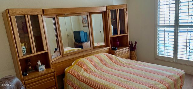 6500 TARASCAS Drive, El Paso, TX 79912