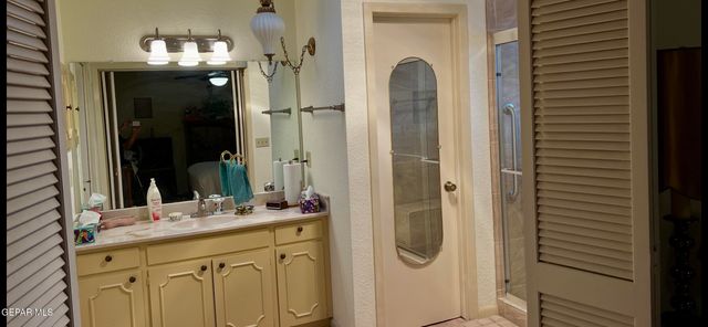 6500 TARASCAS Drive, El Paso, TX 79912