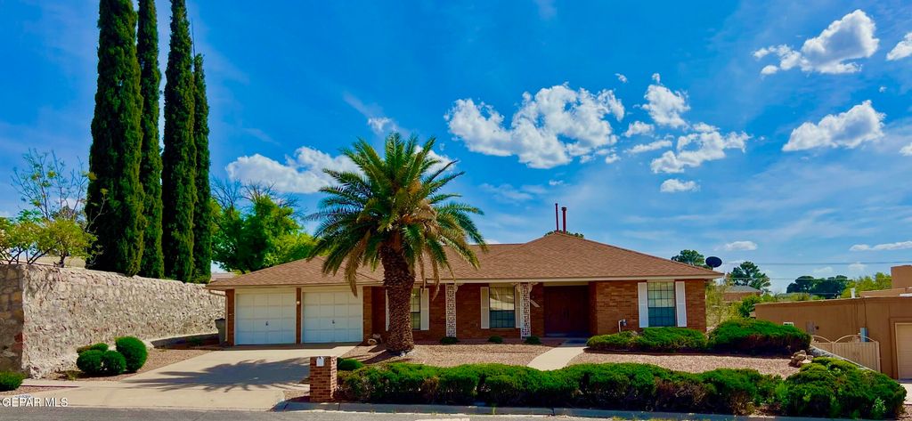 6500 TARASCAS Drive, El Paso, TX 79912