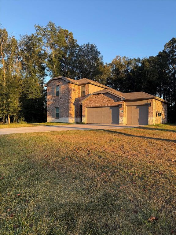 2914 Roman Forest Boulevard, New Caney, TX 77357