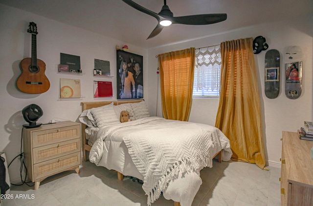 3724 W Charter Oak Road, Phoenix, AZ 85029