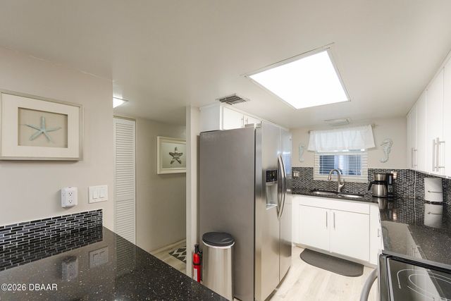 2626 S Atlantic Ave Apt 405, Daytona Beach Shores, FL 32118