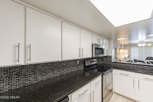 2626 S Atlantic Ave Apt 405, Daytona Beach Shores, FL 32118