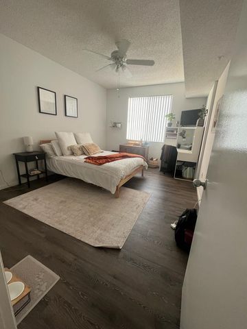 6976 SW 39th Street G202, Davie, FL 33314