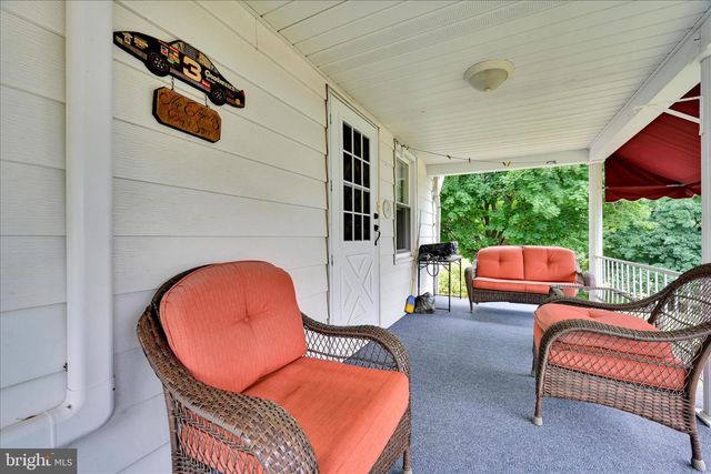 44 MEADOW DR, Schuylkill Haven, PA 17972