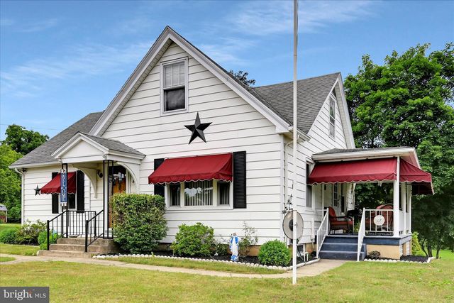 44 MEADOW DR, Schuylkill Haven, PA 17972