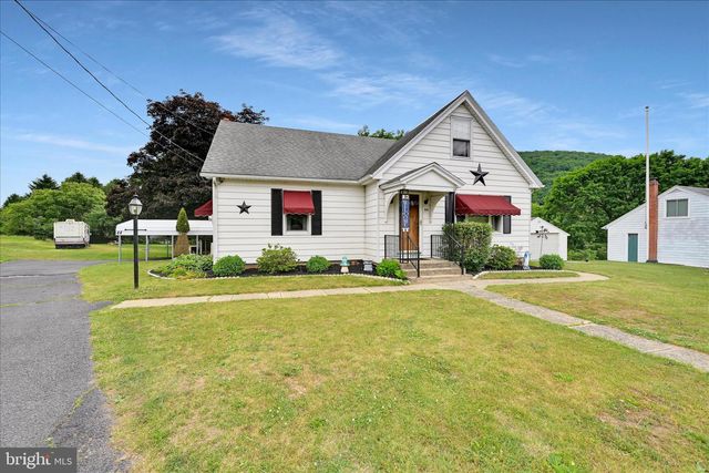 44 MEADOW DR, Schuylkill Haven, PA 17972