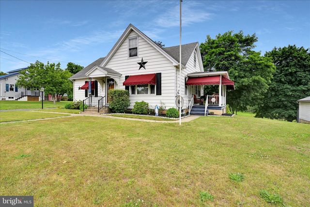 44 MEADOW DR, Schuylkill Haven, PA 17972