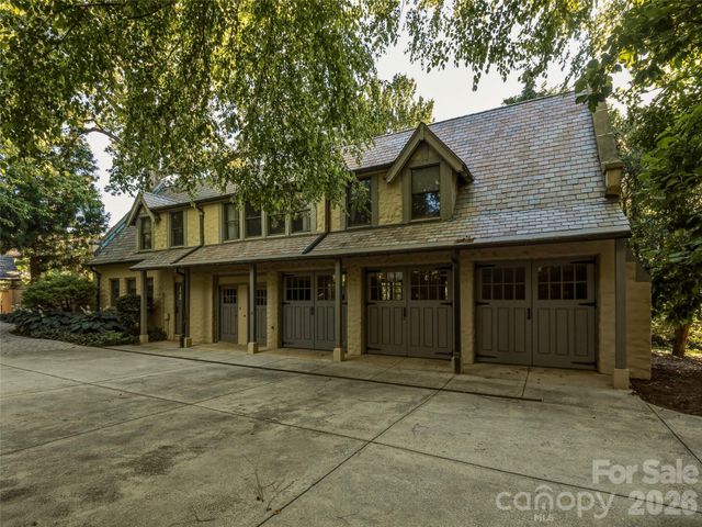 7 Stuyvesant Road, Biltmore Forest, NC 28803
