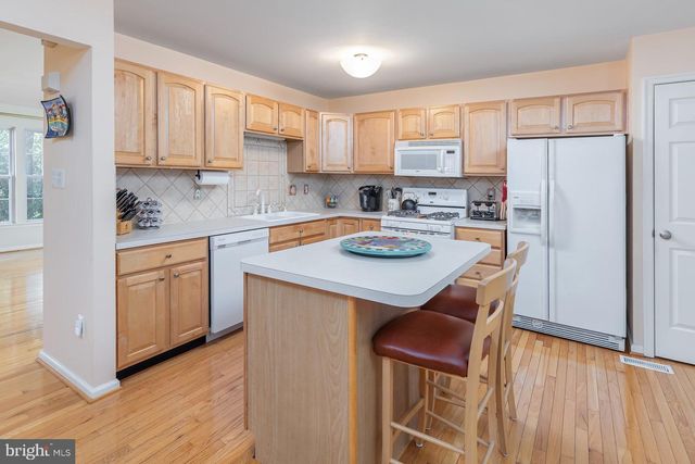 2071 BROADACRES, Clementon, NJ 08021