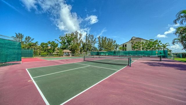 3840 MARINERS WAY 524A, Cortez, FL 34215