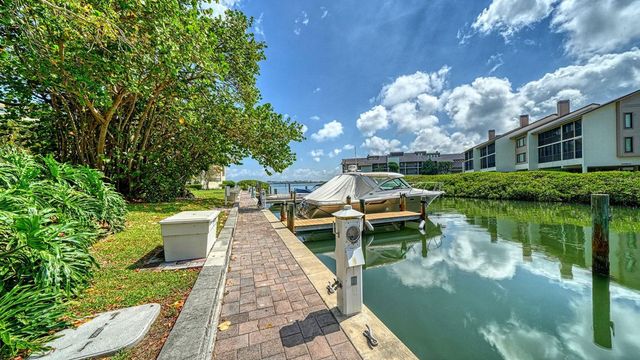3840 MARINERS WAY 524A, Cortez, FL 34215