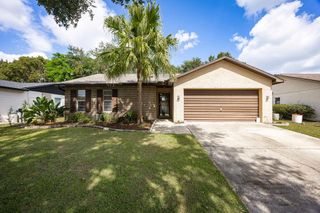 2033 LAS PALMAS CIRCLE, Orlando, FL 32822