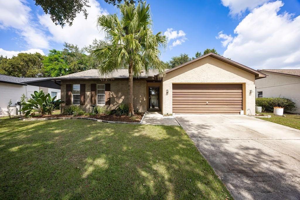 2033 LAS PALMAS CIRCLE, Orlando, FL 32822